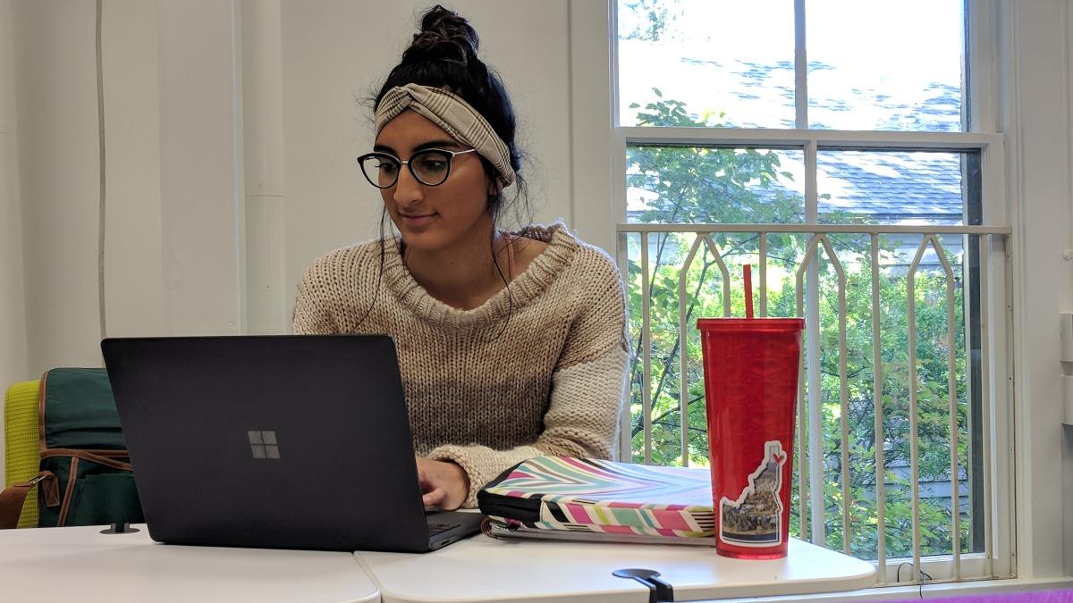 Student Yanira Saldana works on a project in the Design Resource Center.